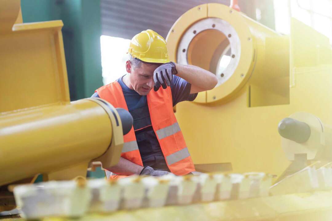 What Are the OSHA Requirements for Breaks During a 12-Hour Shift?