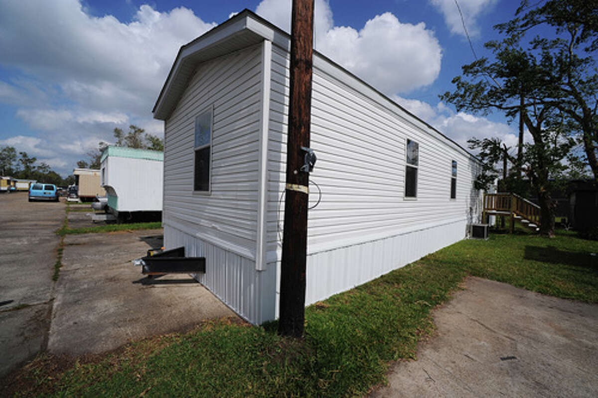 FEMA triples mobile homes, but thousands of people still waiting