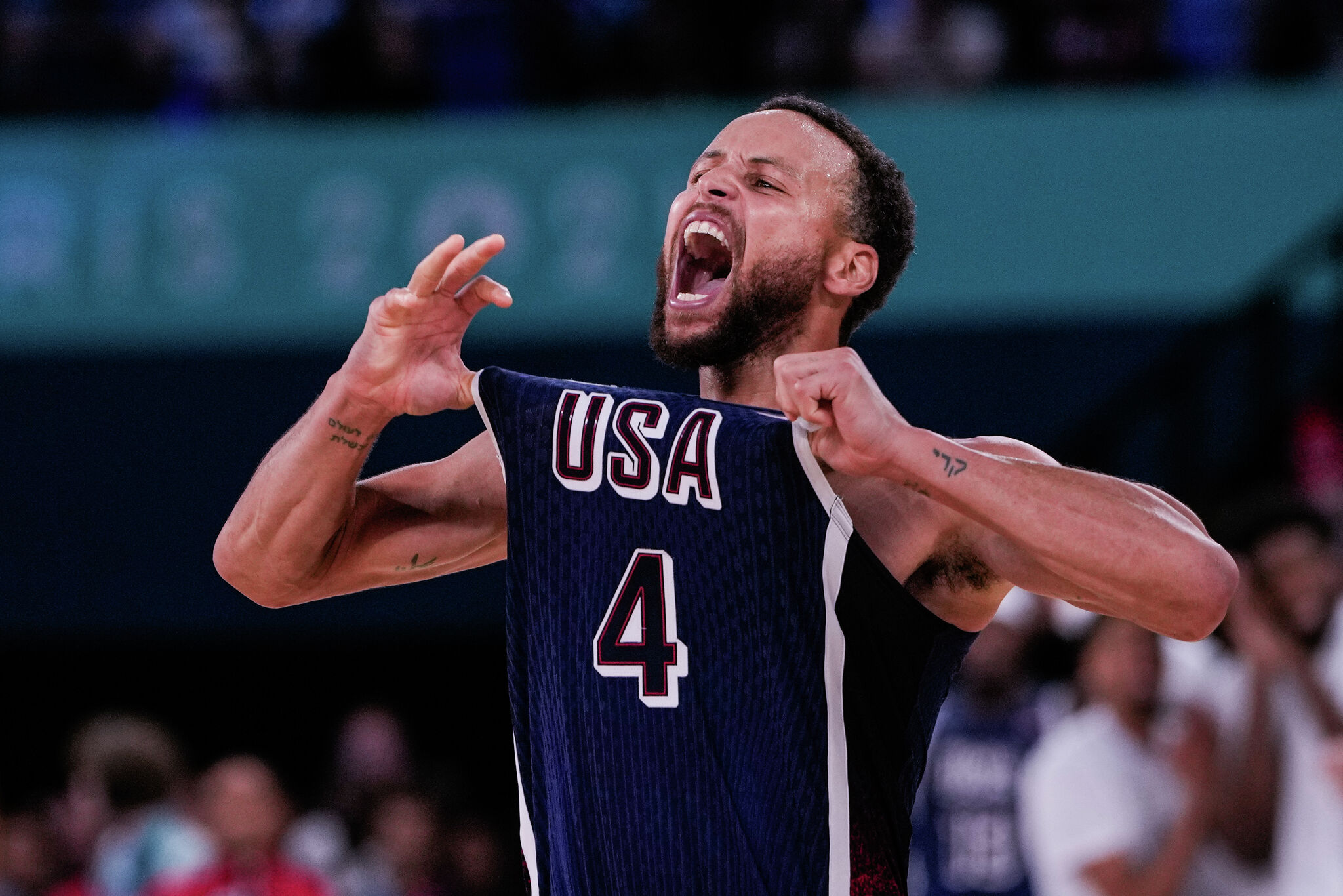 Steph Curry scores 12 points in 2 minutes, seals Team USA's gold medal