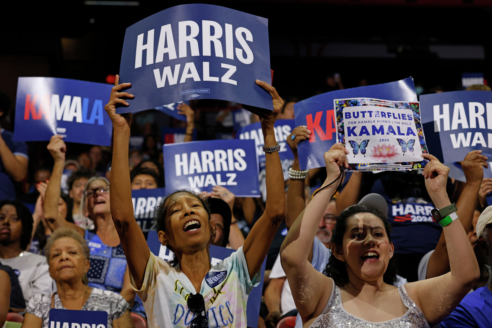 Harris and Walz Rally in Battleground States