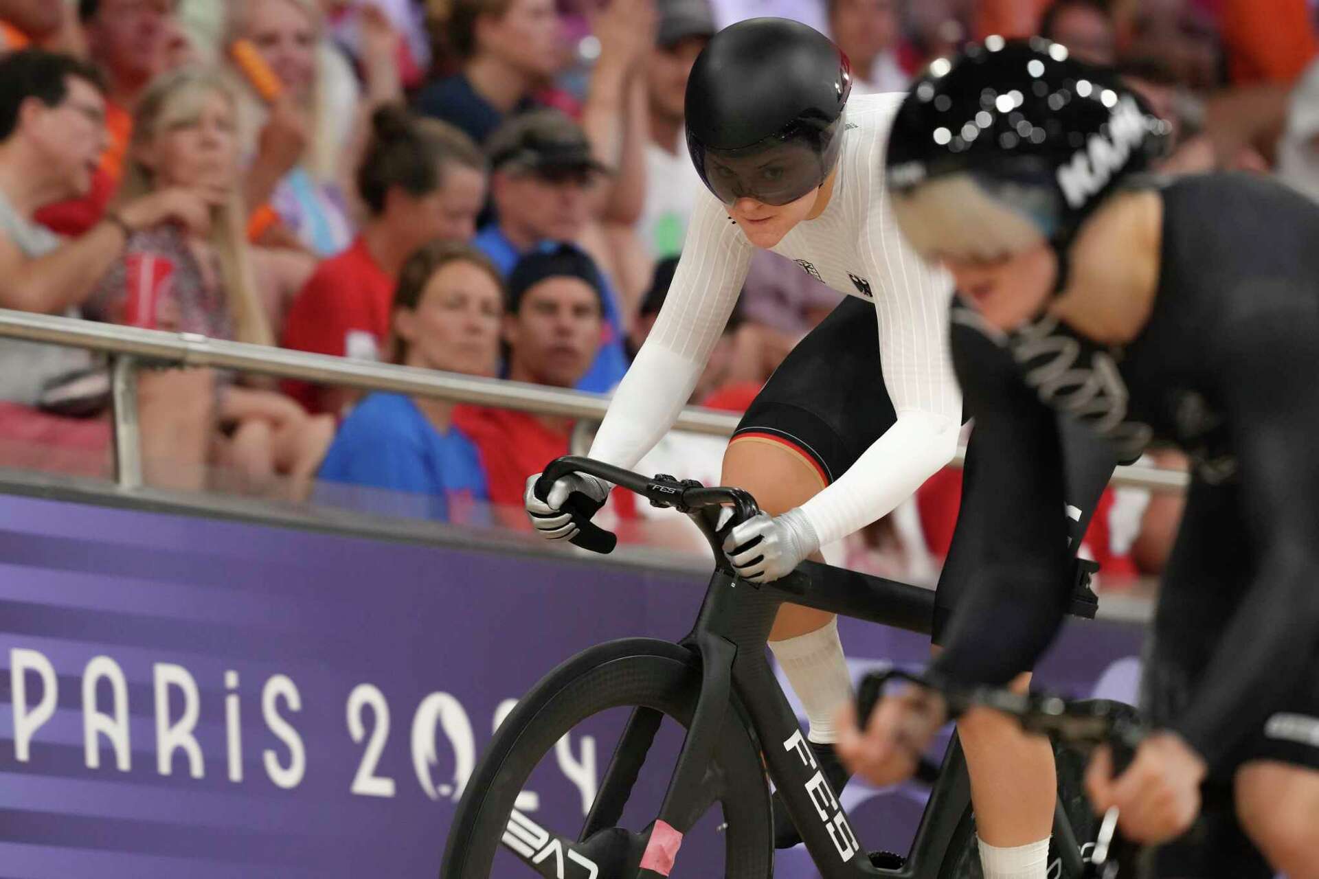 Ellesse Andrews of New Zealand wins Olympic sprint for second gold and