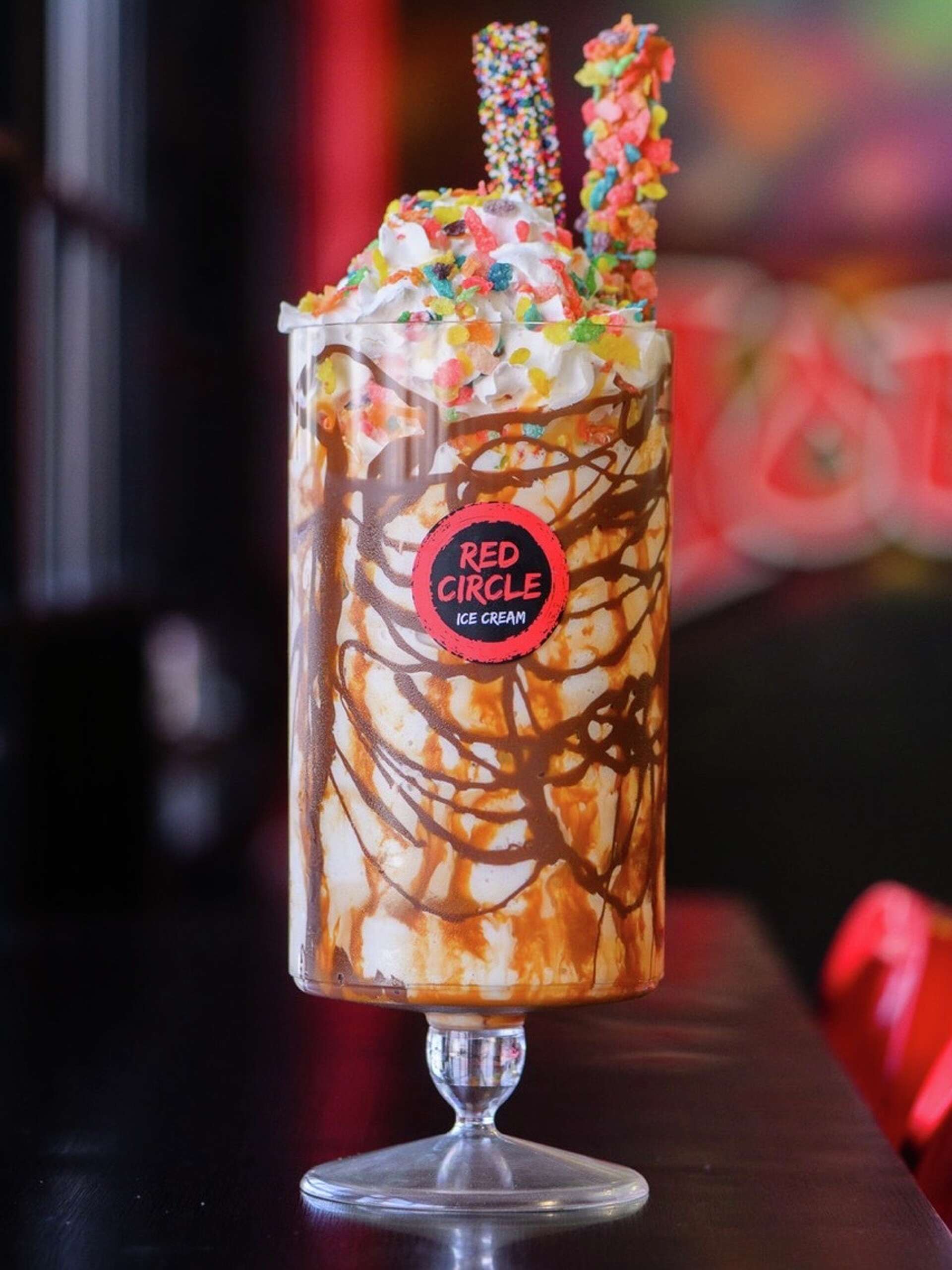 Katy Red Circle Ice Cream Serving New 5 Pound Milkshake 