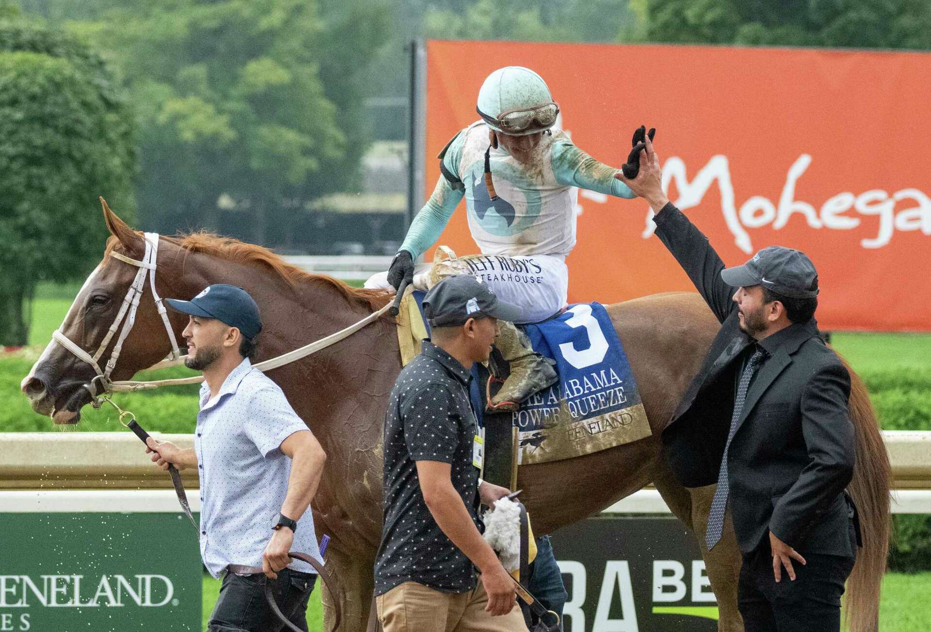 Power Squeeze wins 2024 Alabama Stakes at Saratoga Race Course