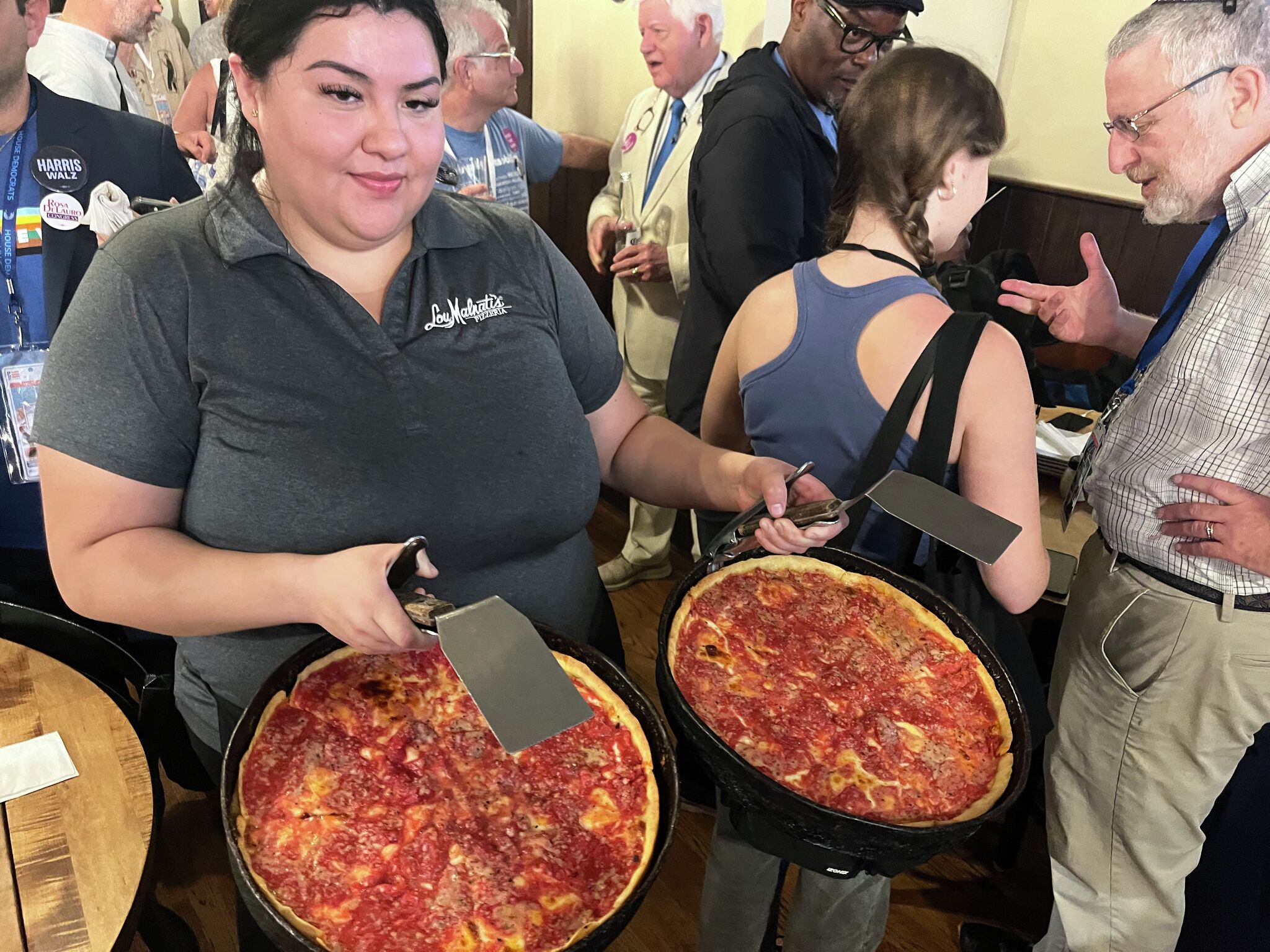 Connecticut Democrats host “America’s Second Best Pizza” party in Chicago