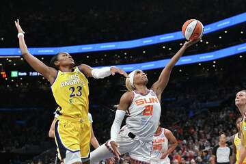 CT Sun outlast LA Sparks in historic WNBA game at Boston's TD Garden