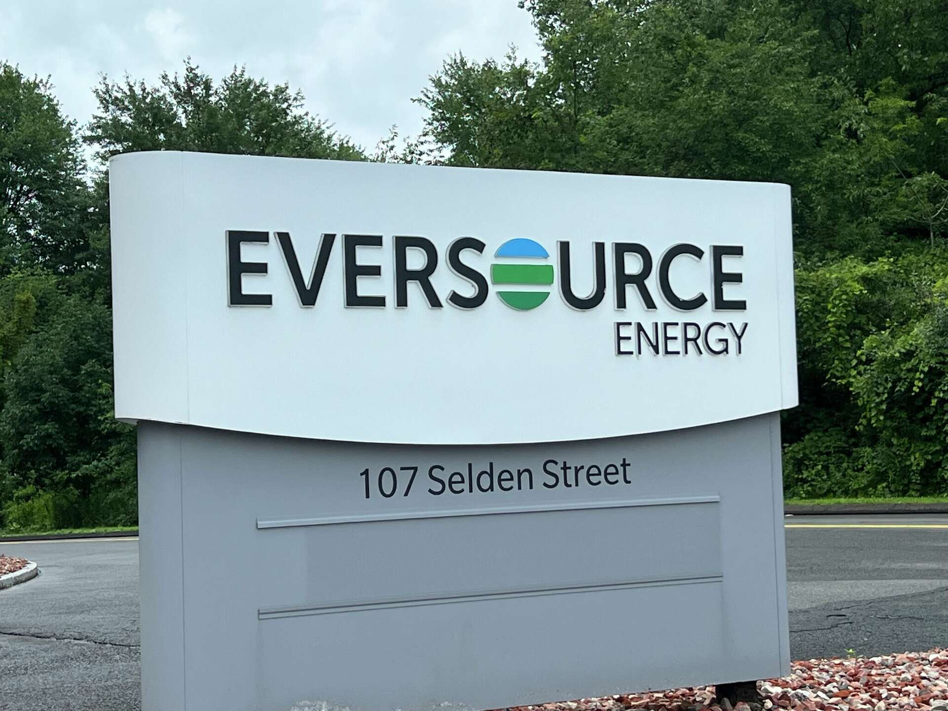 Eversource files 2025 rate plan How will it affect CT electric bills?