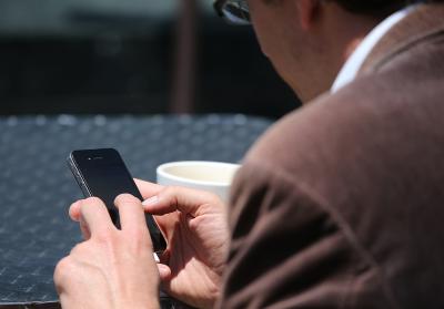 how to send file in gmail using phone