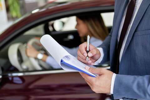 advantages disadvantages of salary plus commission