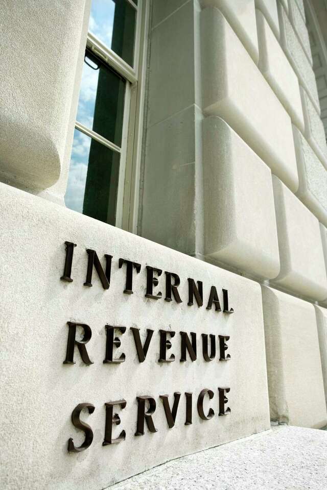 tax id number schweiz