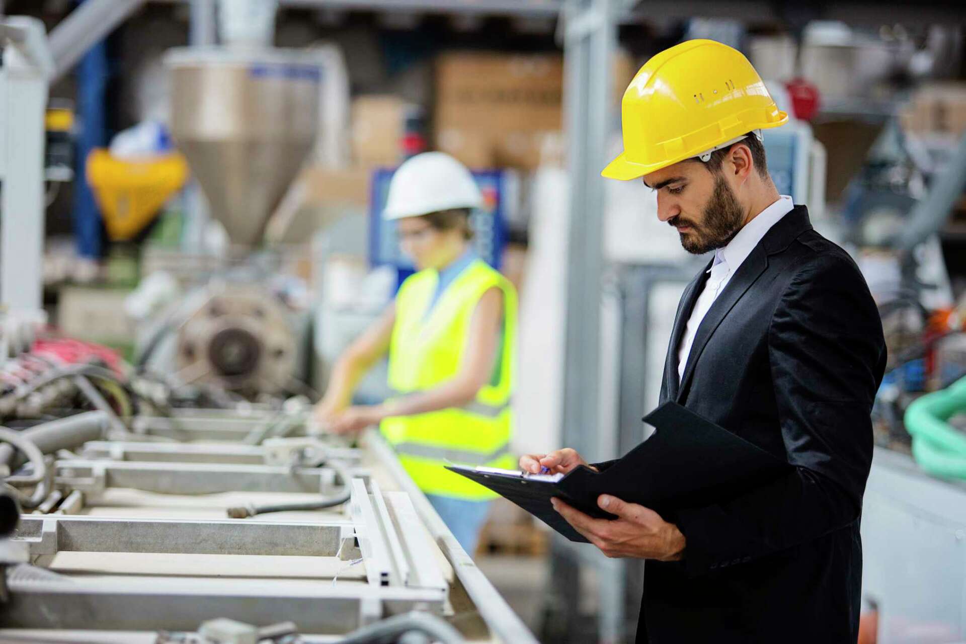 Text sign showing Vertical Integration. Business photo text Merger of  companies at different stages of production Businessman Smiling and  Pointing to Stock Photo - Alamy, image size:1920x1280