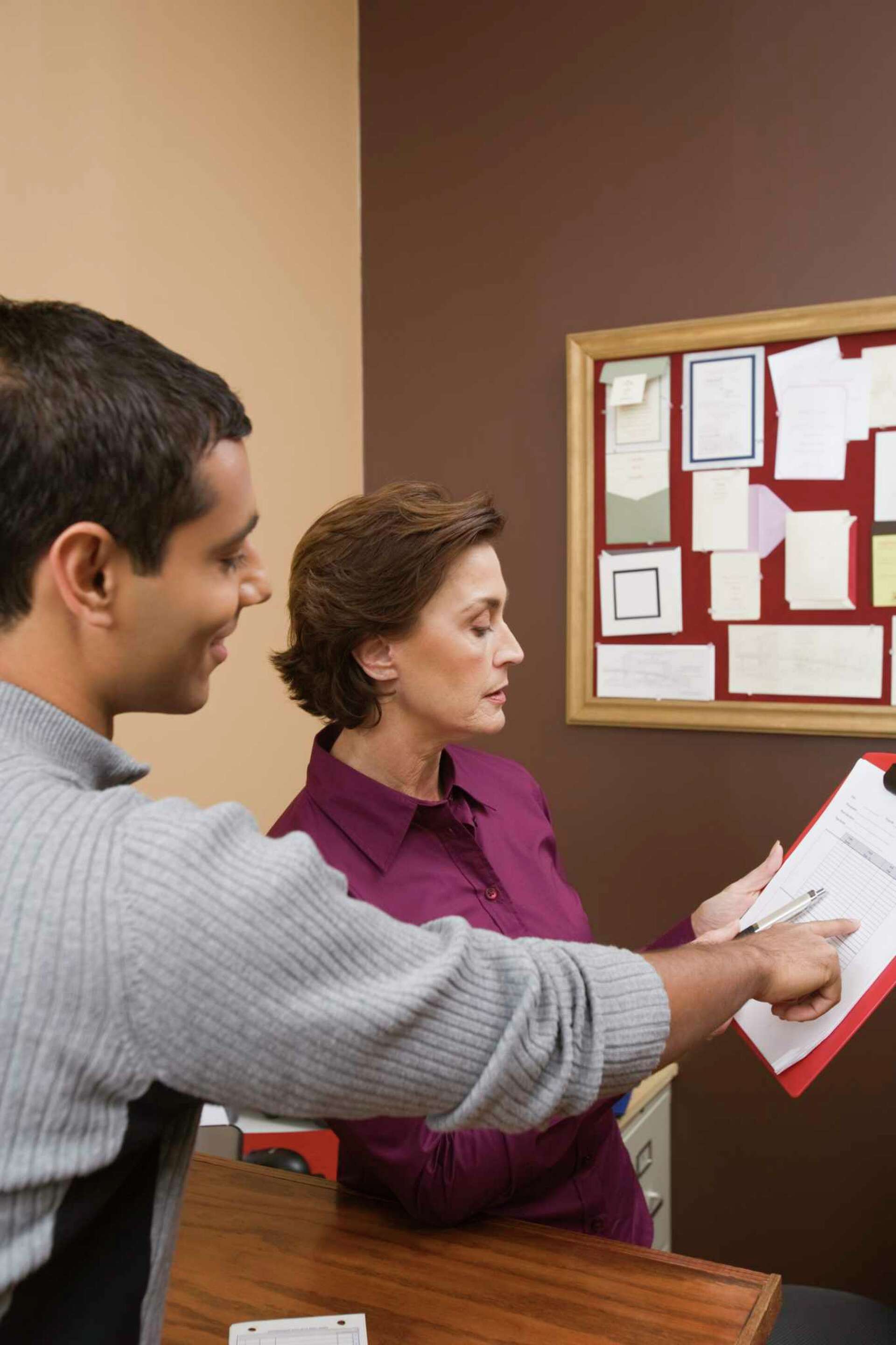 How to Assign Invoice Numbers