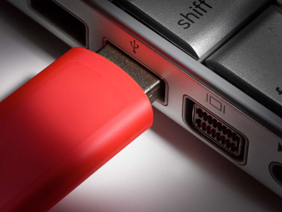 How to Redirect COM1 to a USB Port