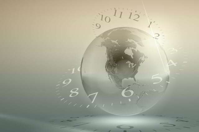 How to Get a Calendar & Clock on the Desktop