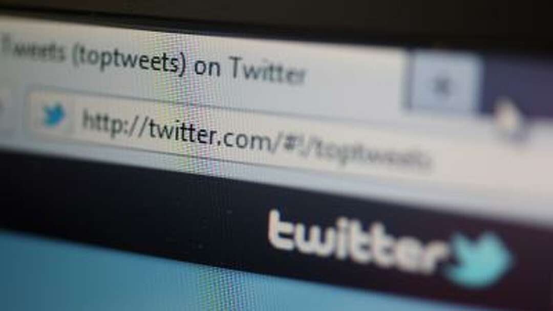 can you find twitter account by email