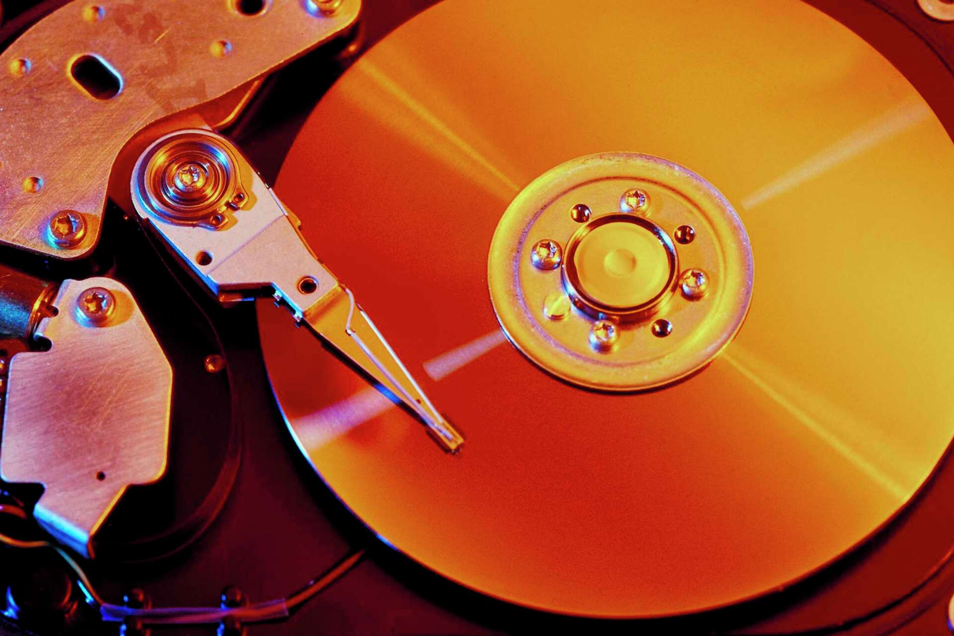 How to Format Computer Without a Windows CD