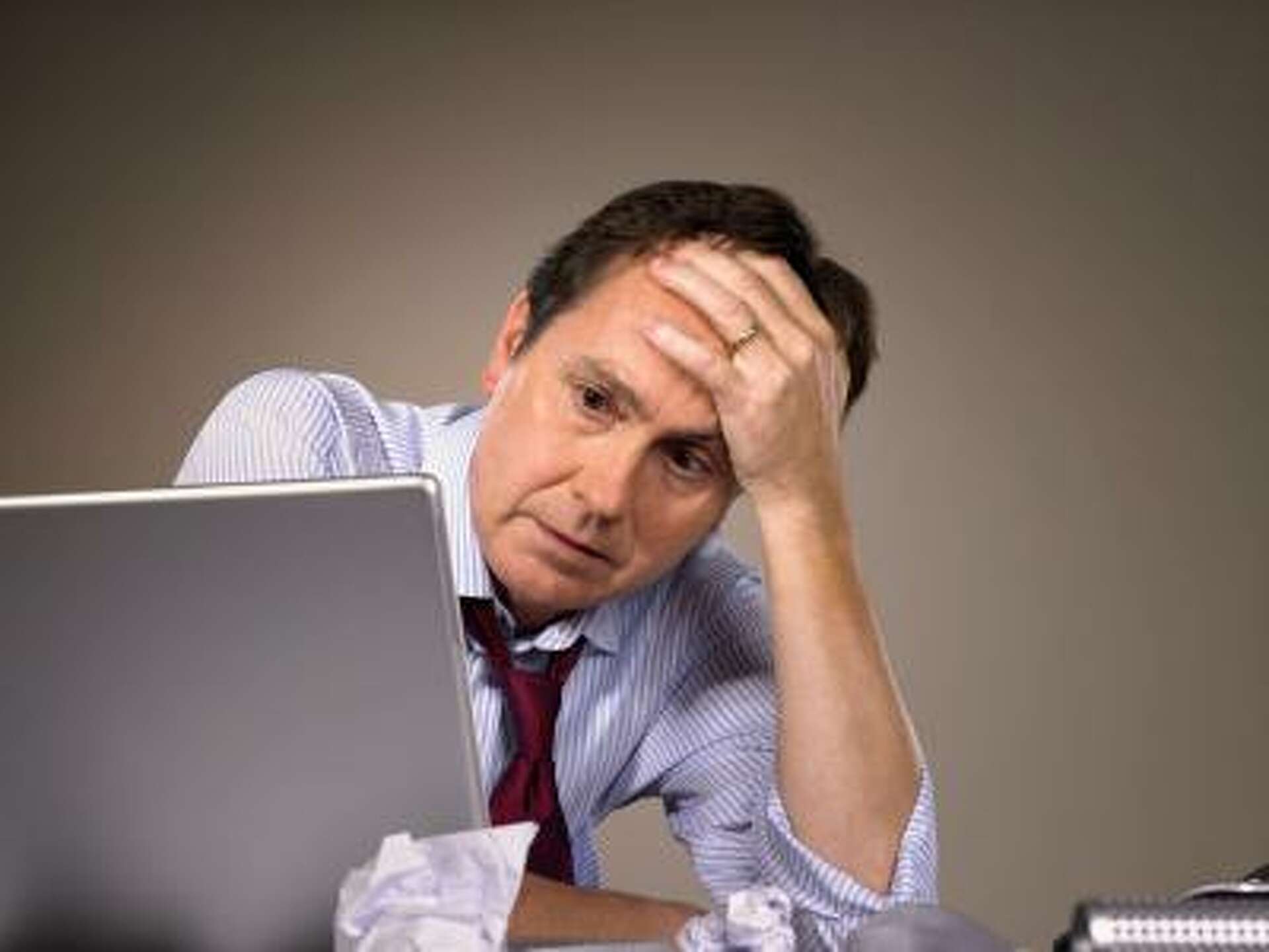 FACEBOOK TROP LENT R SOLU visual data 4