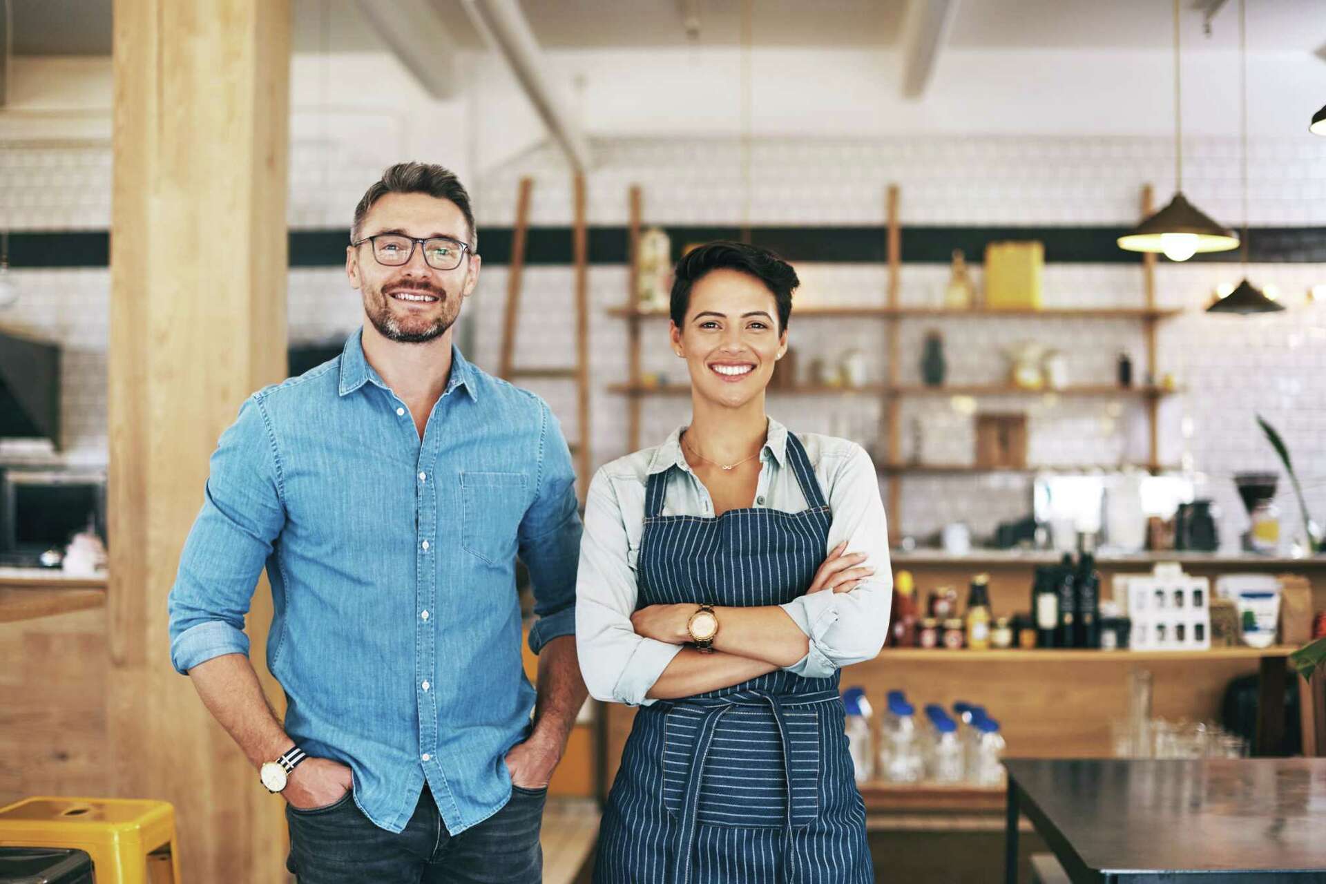 Differences Between Wholesalers Distributors and Retailers Differences Between Wholesalers Distributors and Retailers