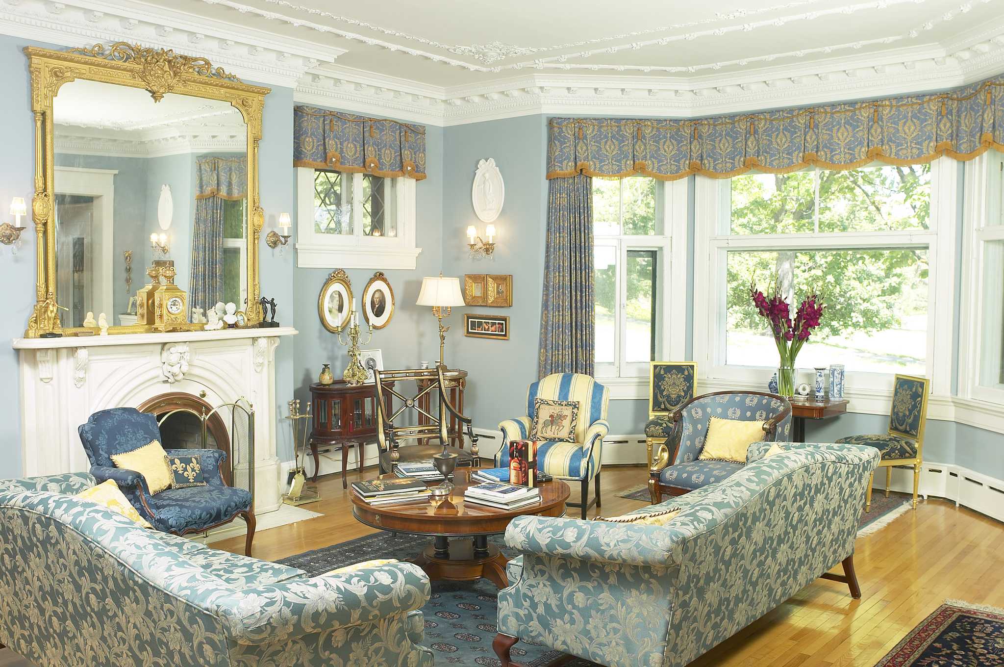 Merchandising Ideas for Furniture Stores