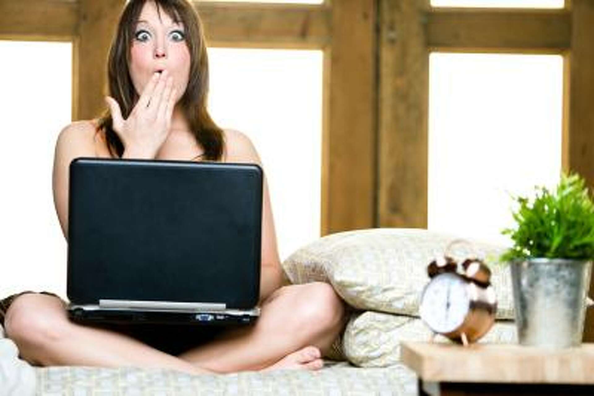 how to reset facebook to default settings