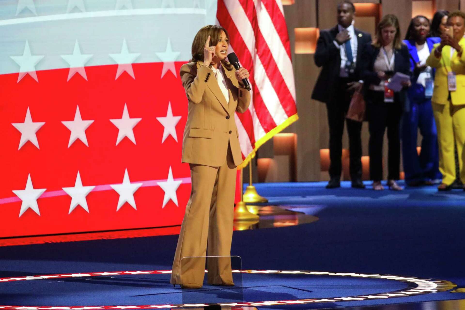 Will Kamala Harris embrace her Golden State roots?