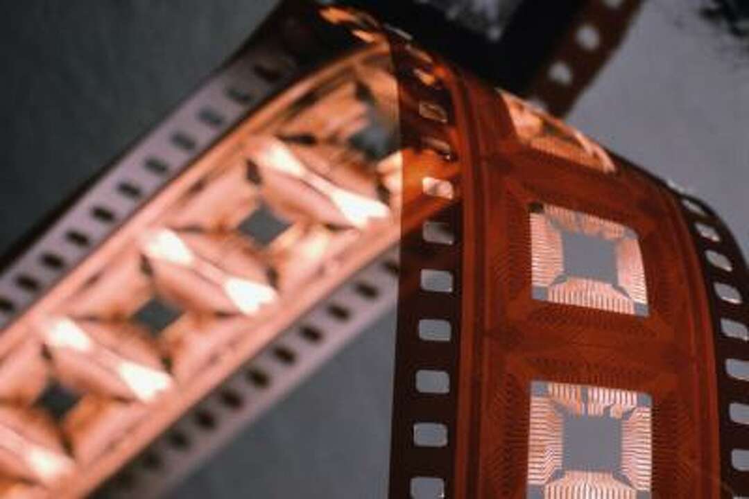 How to Get an X-ray Effect in GIMP