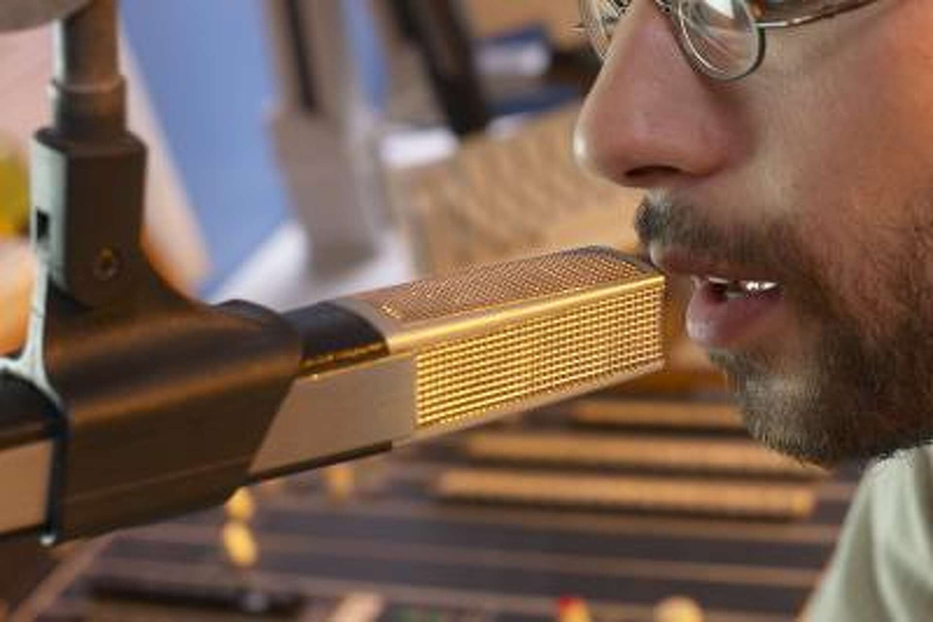 Selling Products With Radio Advertising