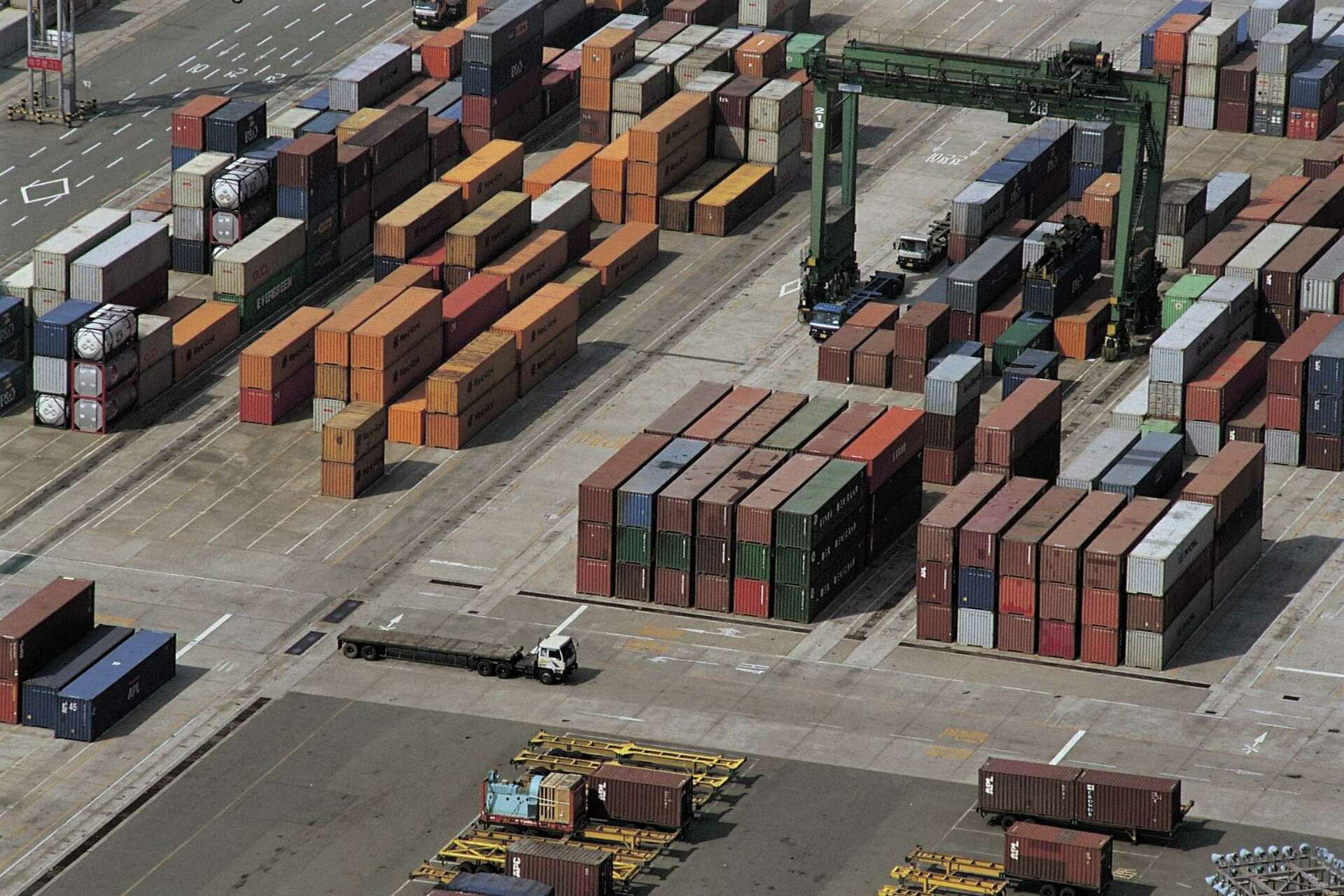 How to Get a Trucking Business Contract Bid