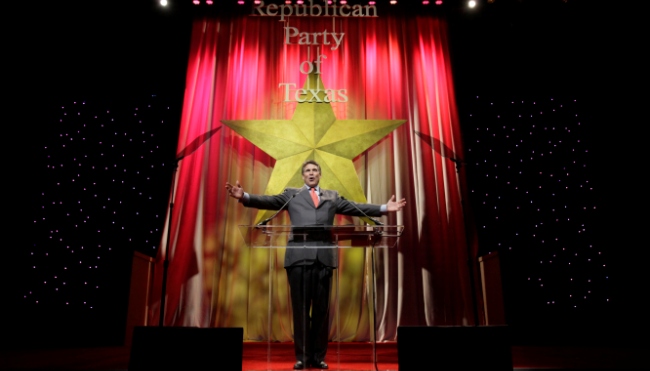 Perry fires up GOP convention