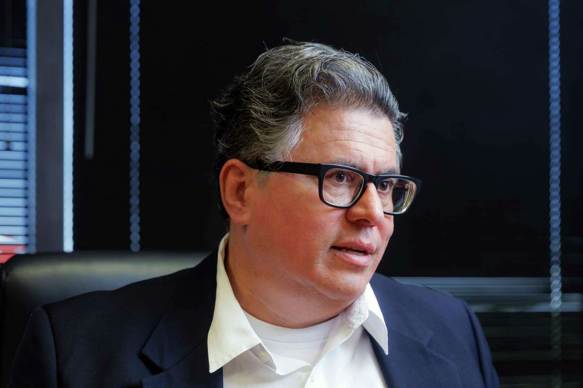 Picture of Rolando Pablos