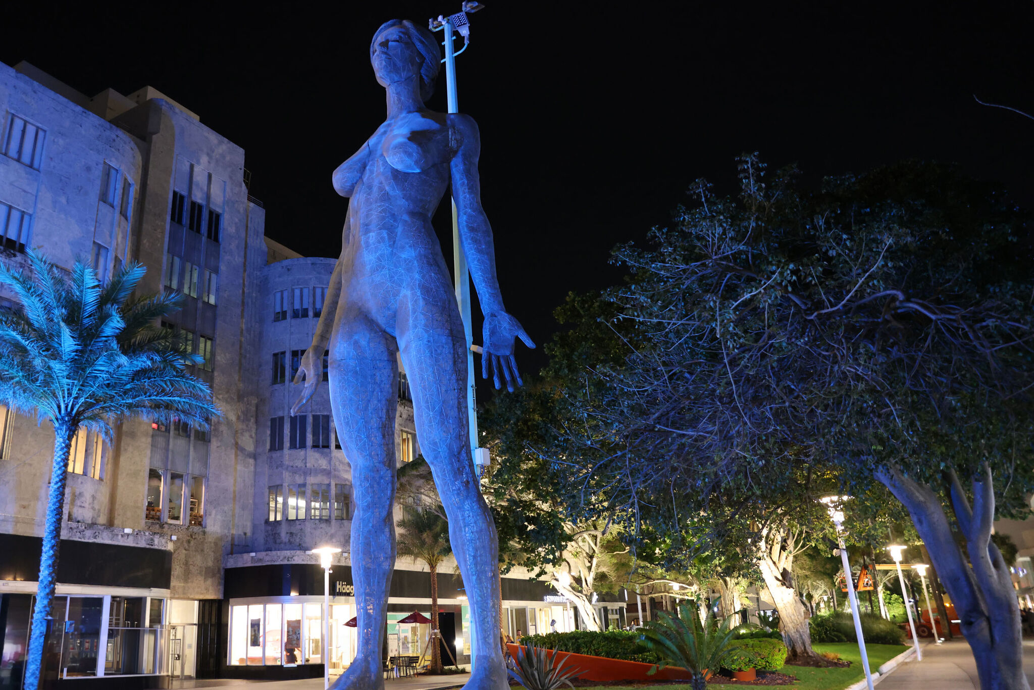 Towering nude woman sculpture proposed for S.F. Union Square
