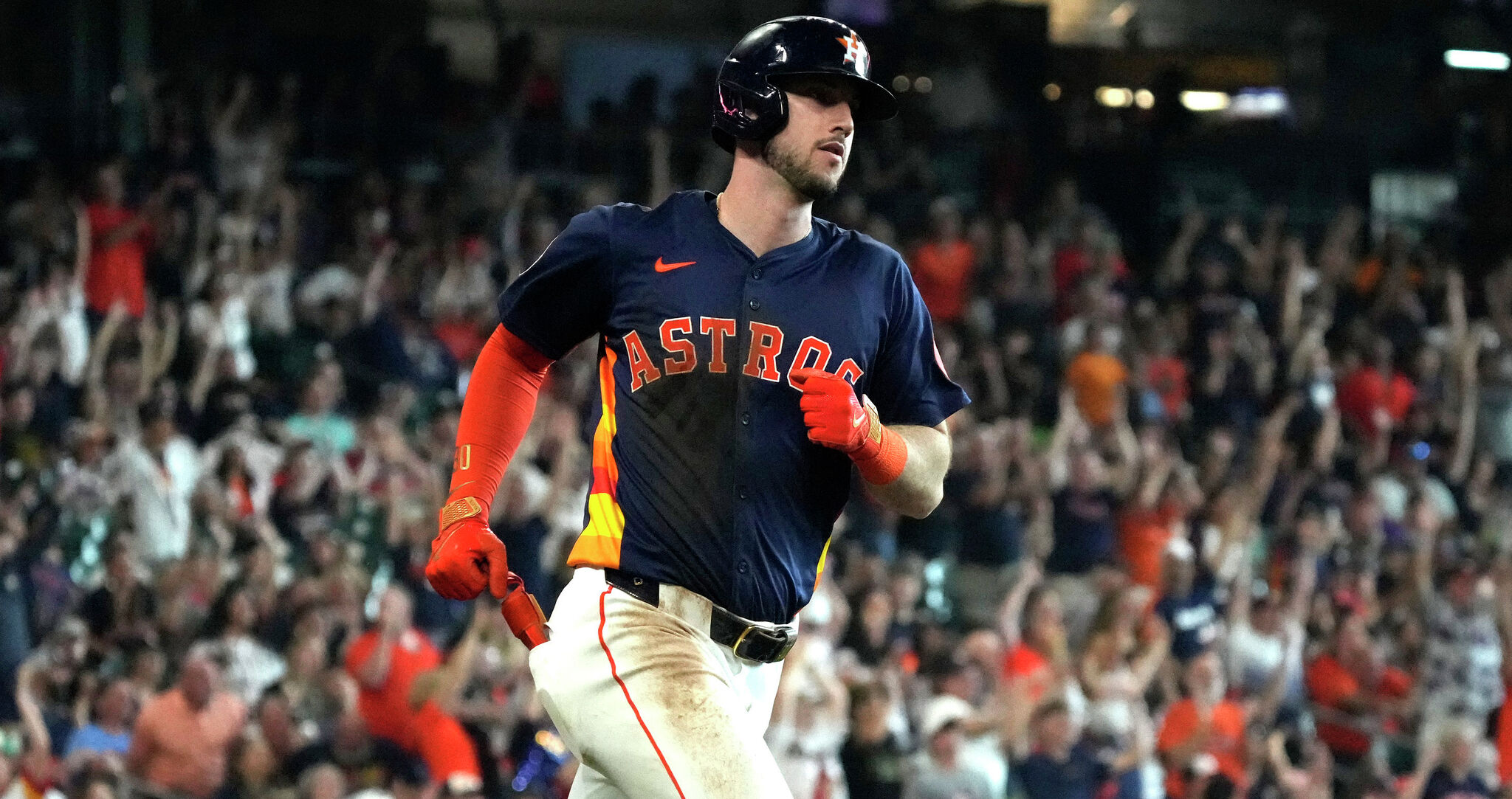 Houston Astros hope Kyle Tucker can return in early September