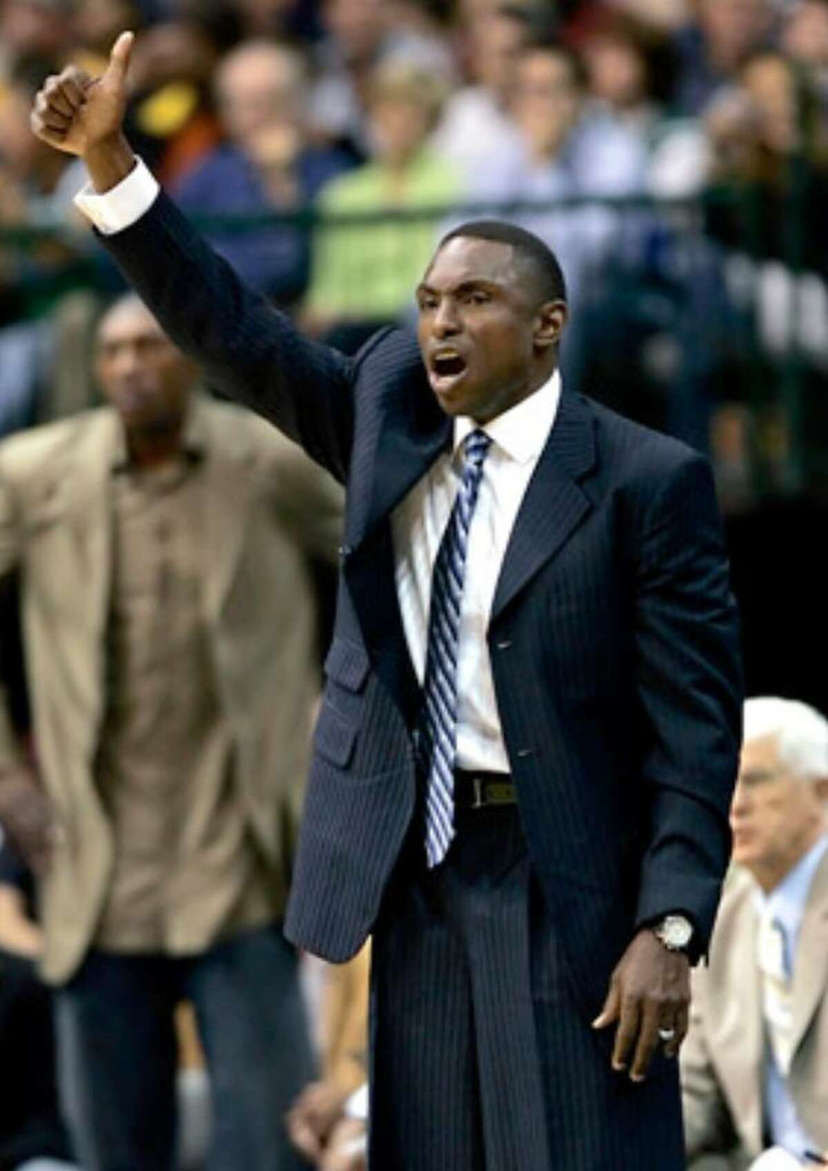 Avery Johnson takes on New Jersey