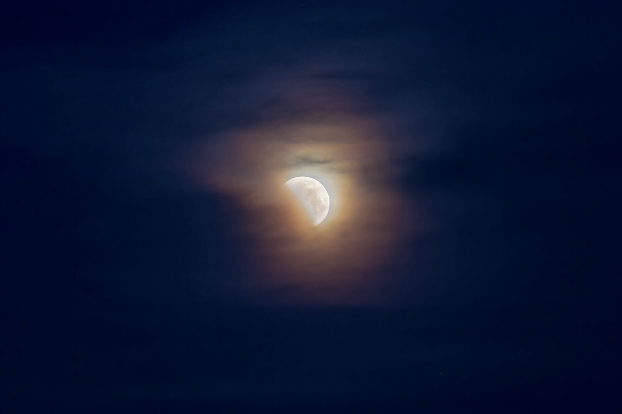Skywatchers: Partial lunar eclipse visible across the US in Sept.