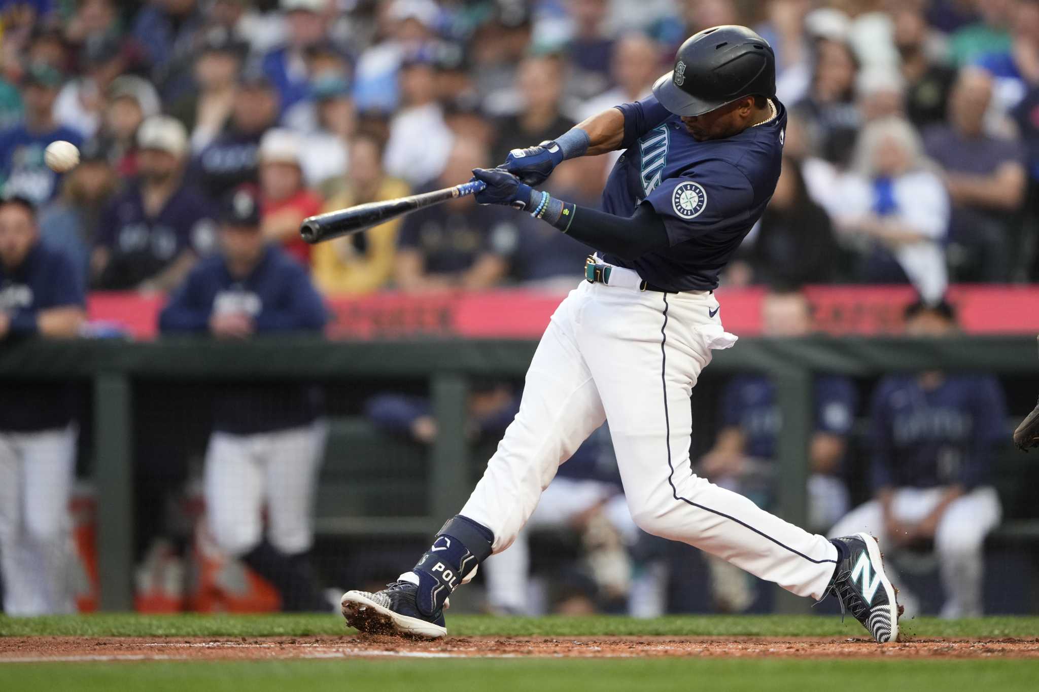 Randy Arozarena hits a 3-run homer against his former team as the Mariners  top the Rays 5-1