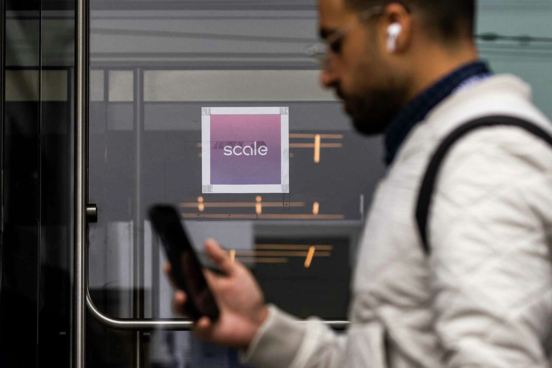 San Francisco AI Firm with $14 billion valuation cuts contractors