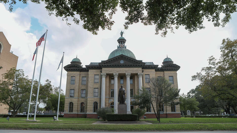 Photo of the Fort Bend County Courthouse, Nov. 7, 2018, in Richmond.