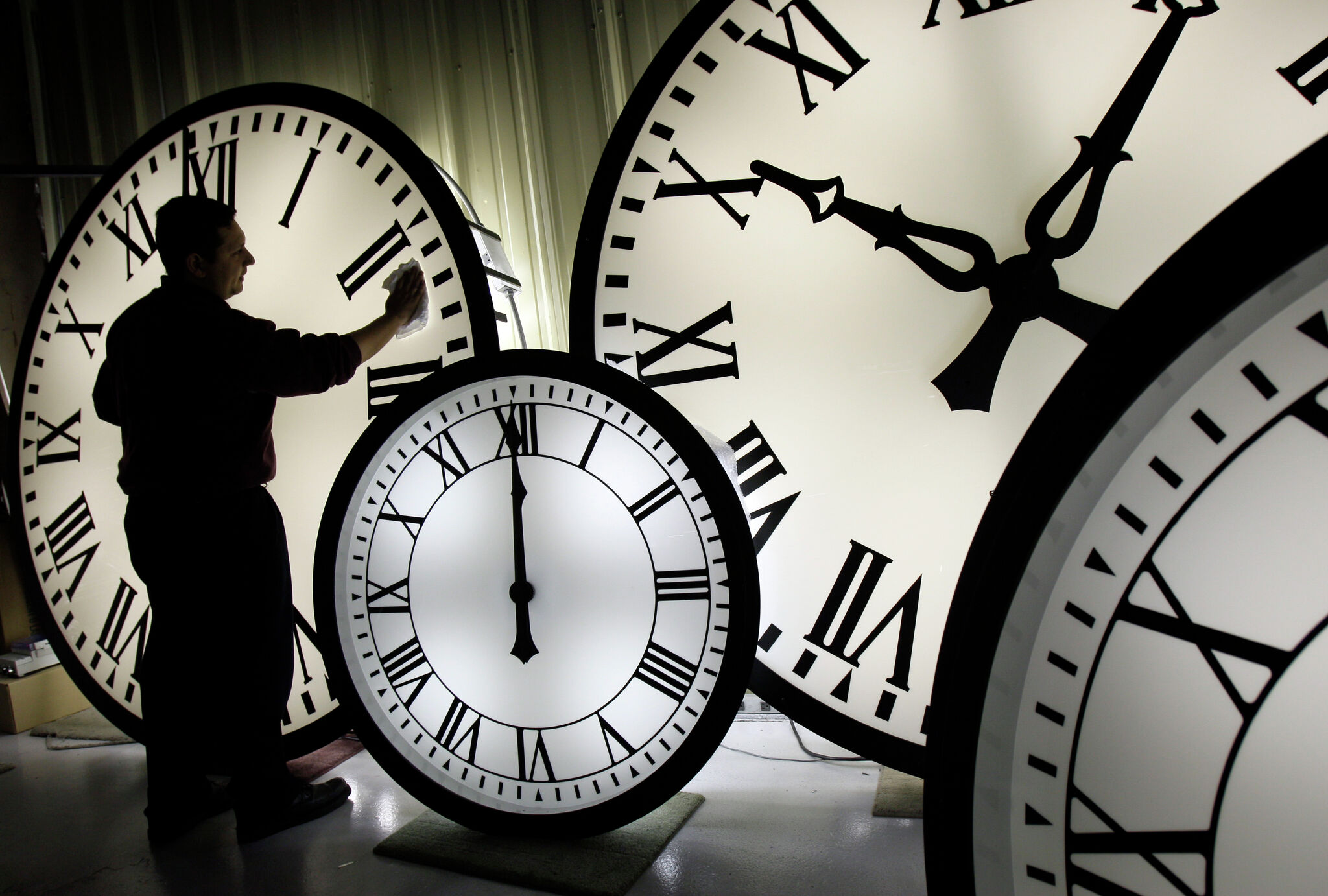 Texas lawmakers approve keeping daylight saving time year-round