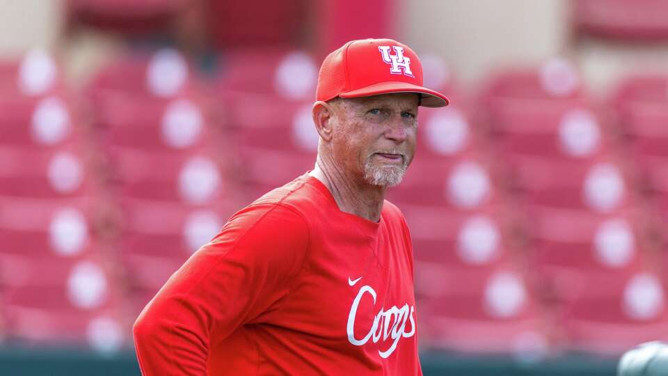 Woody Williams was promoted to assistant baseball coach at UH. 