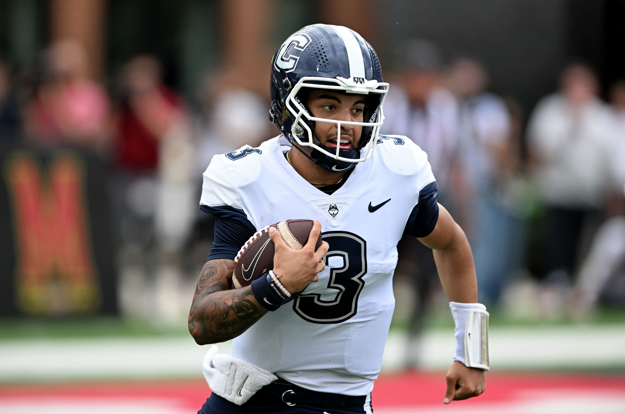 UConn football team aims to climb above .500 with win over Buffalo