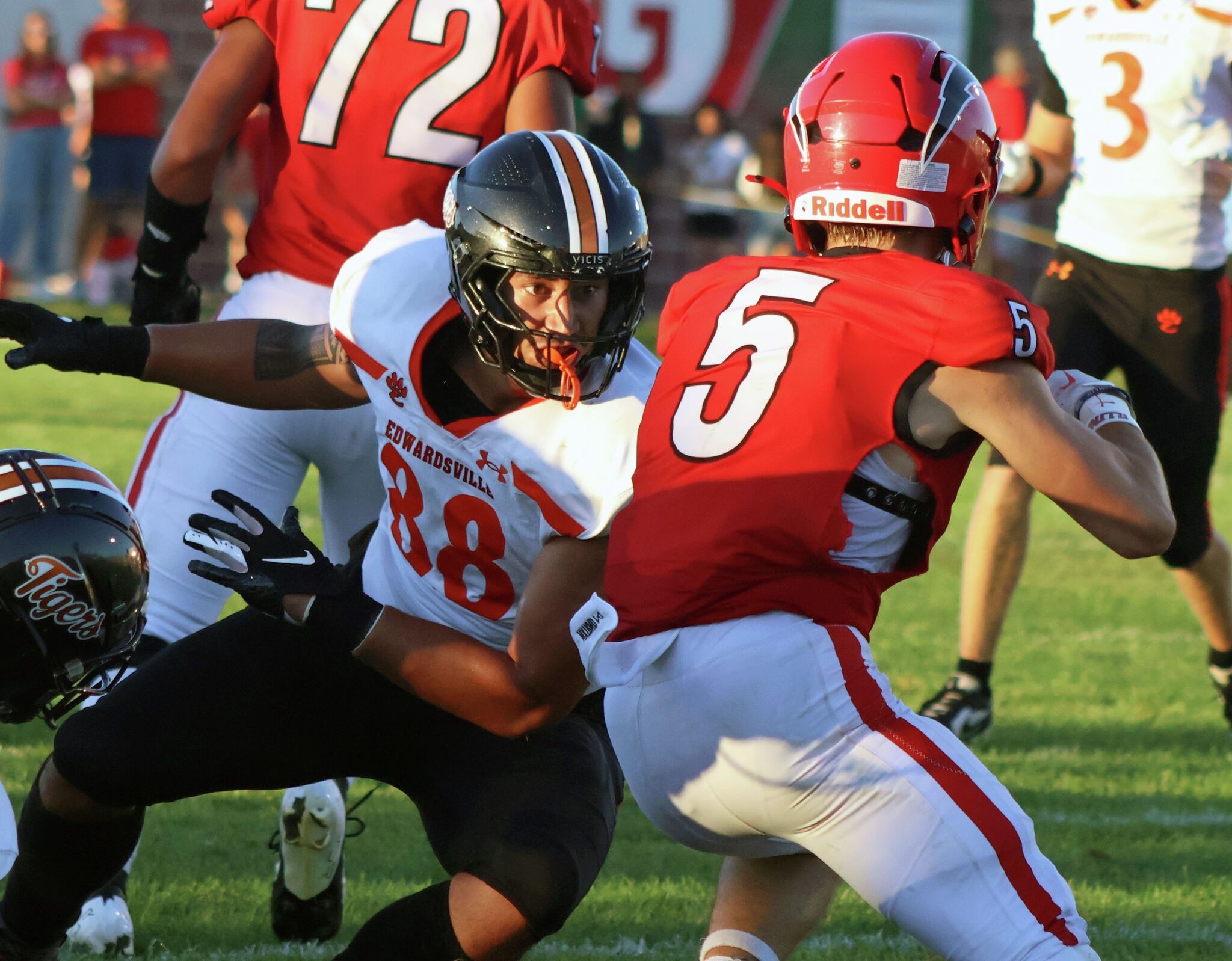 Edwardsville star, Iowa recruit Iose Epenesa earns All-State honors