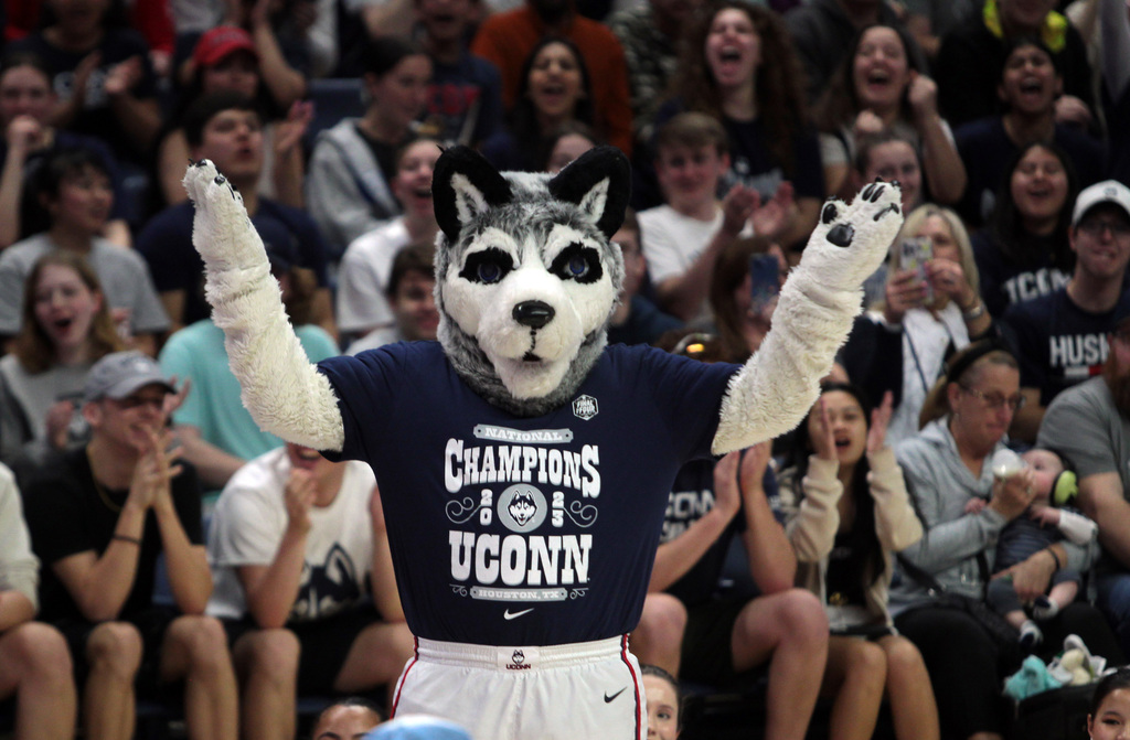 UConn basketball singlegame tickets on sale for men’s, women’s teams
