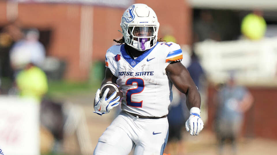 Boise State Broncos running back Ashton Jeanty (2) rushes with the ball in the first half during an NCAA football game on Saturday, Aug. 31, 2024 in Statesboro, Ga. (AP Photo/Peter Joneleit)