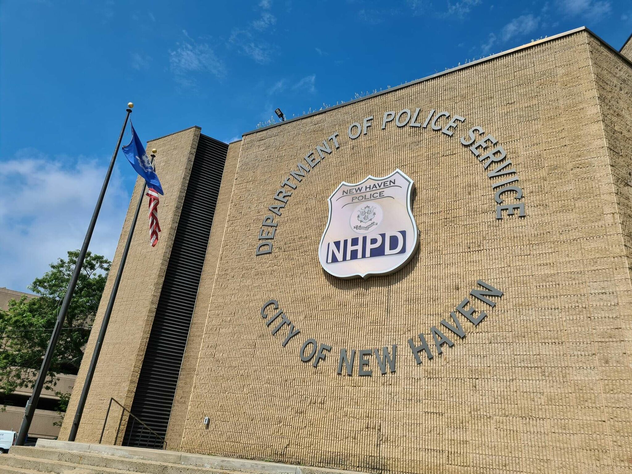 Police: New Haven bicyclist dies after being struck by garbage truck