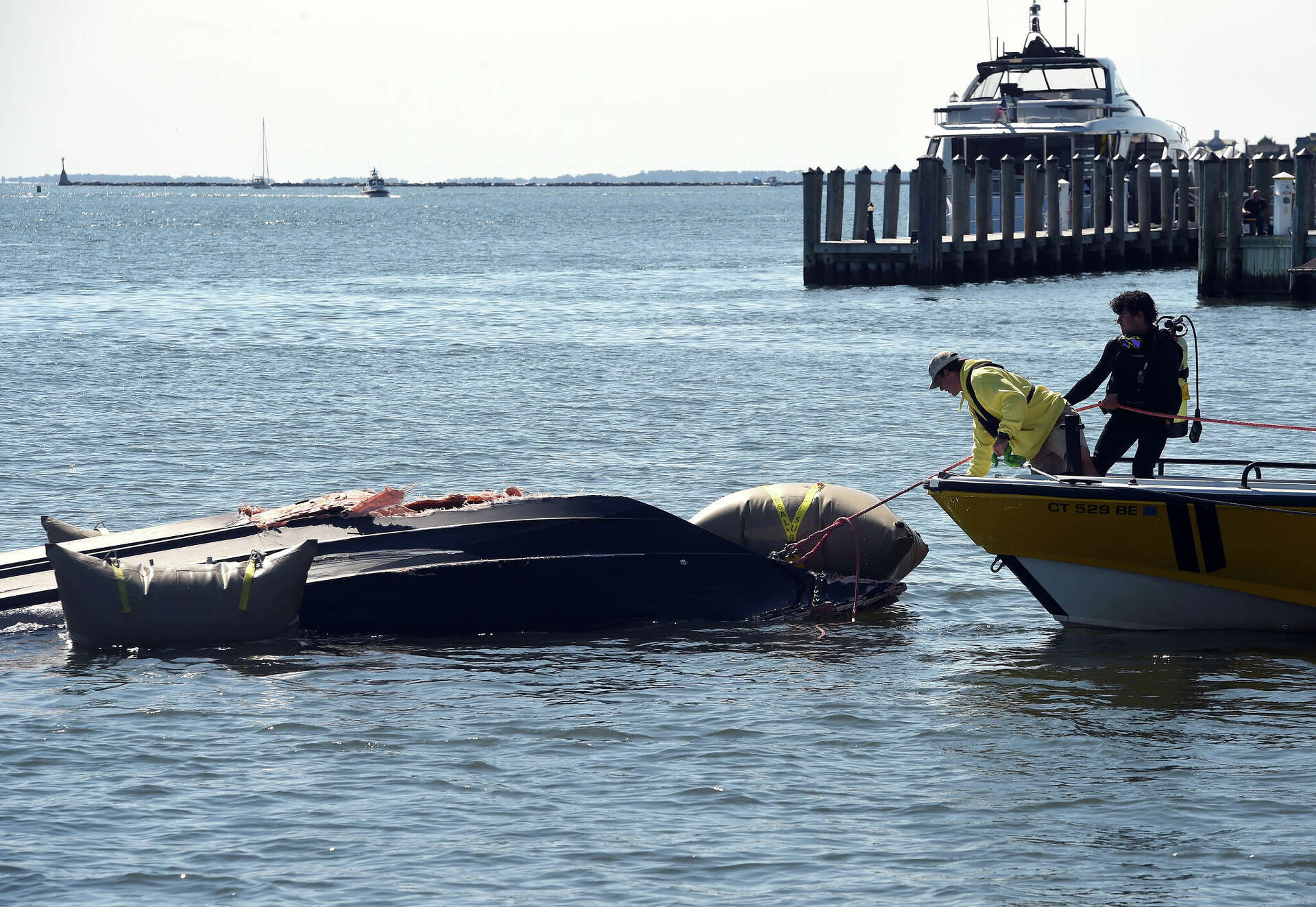 1 dead, 2 missing in Old Saybrook boat crash, officials say