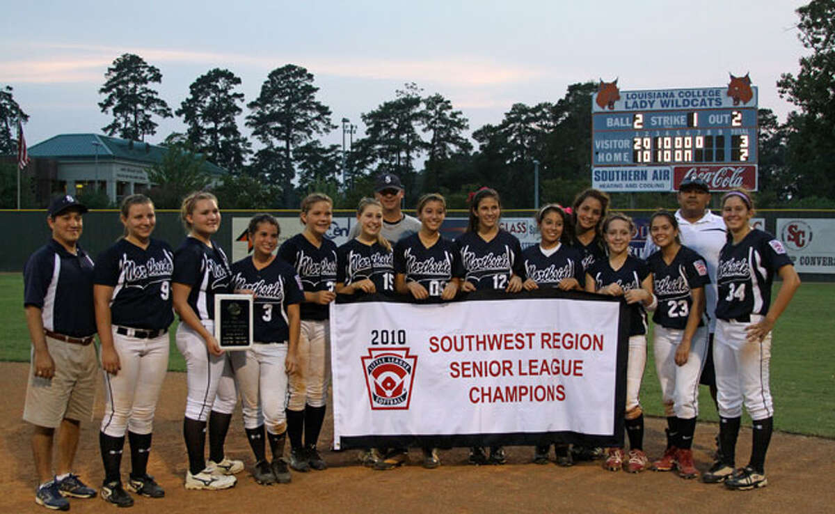 Northside softball team competes in World Series