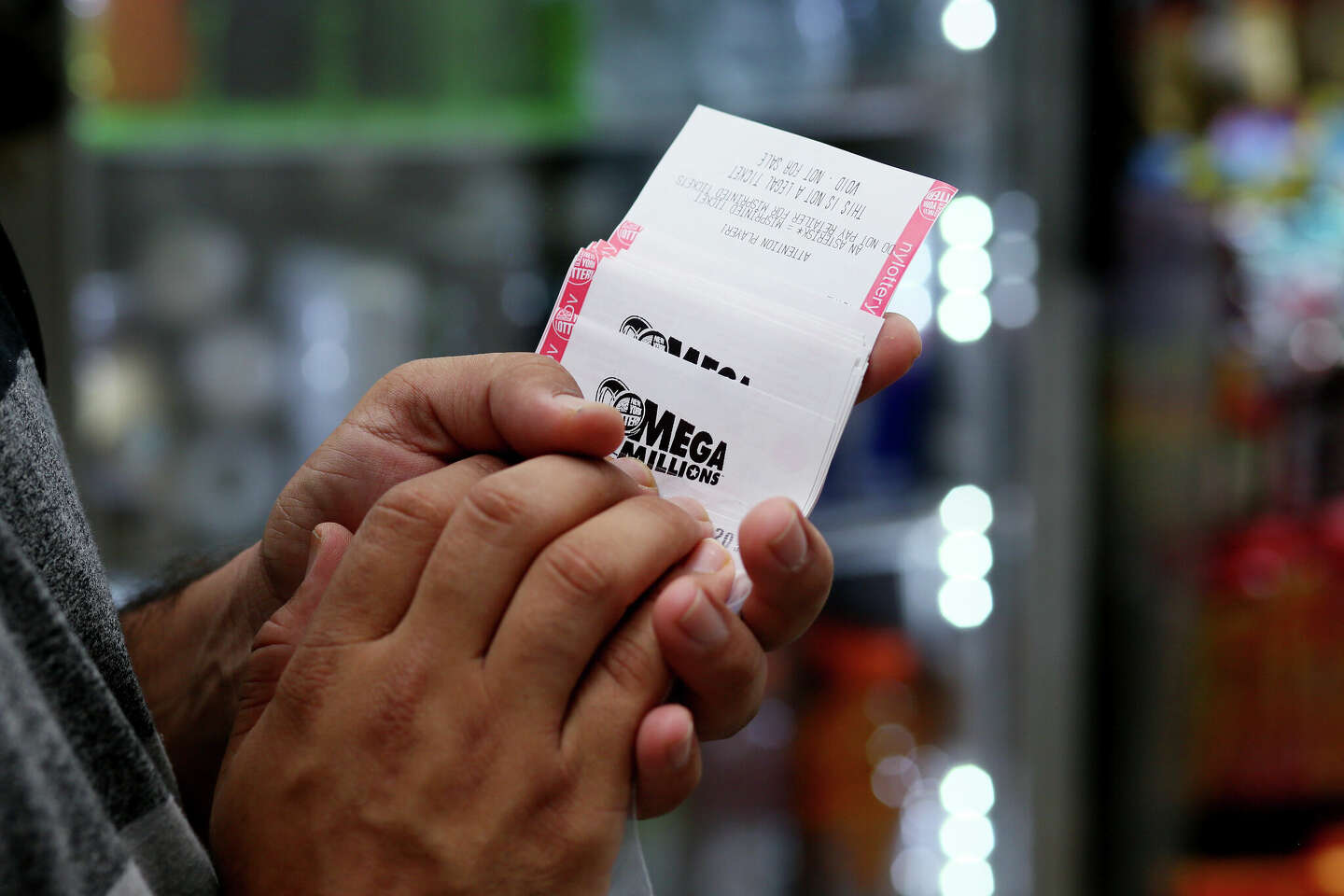 Michigan resident wins $1M Mega Millions prize, jackpot soars to $740M