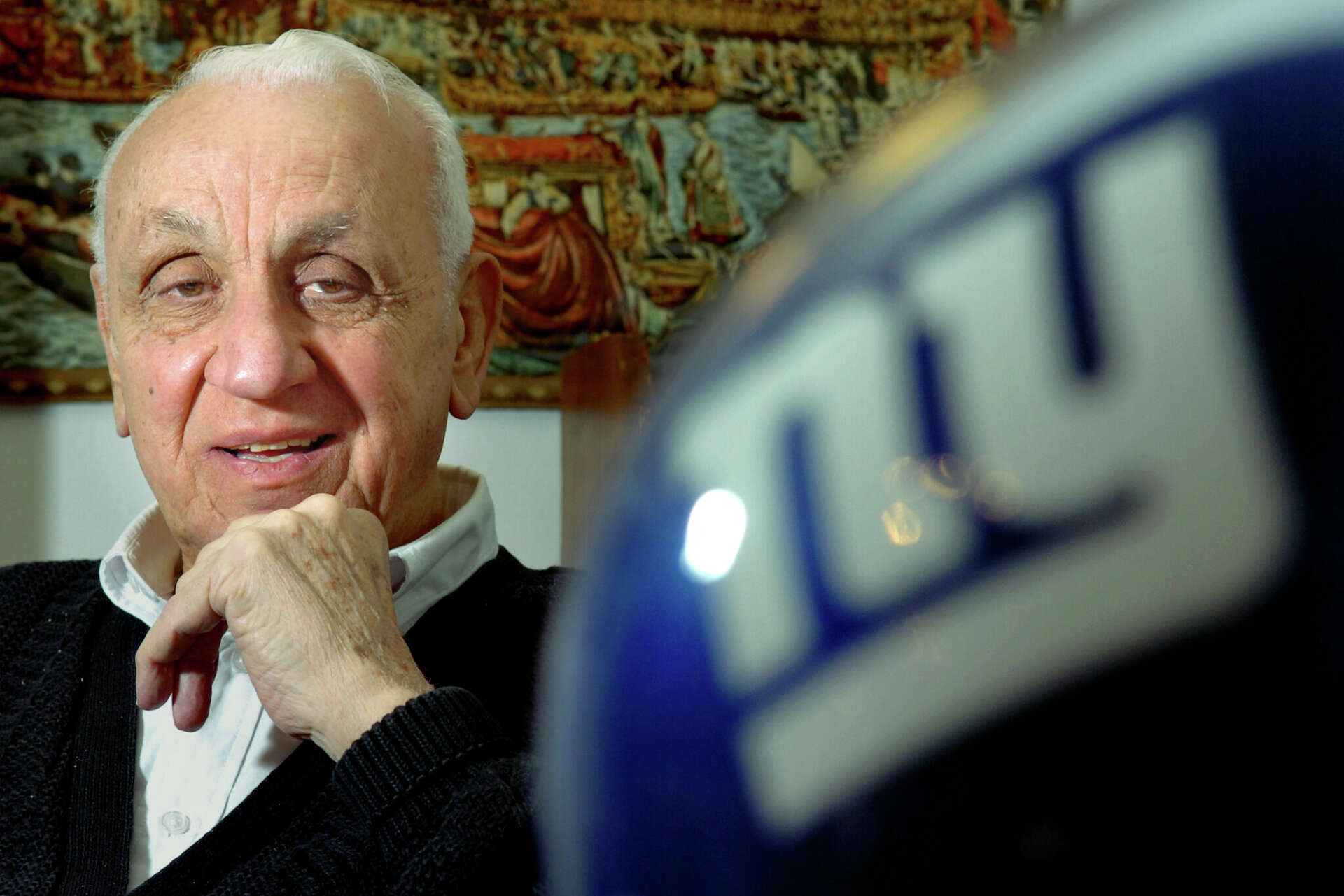 Bob Robustelli honors father Andy in new book 'The Pope of the NFL'