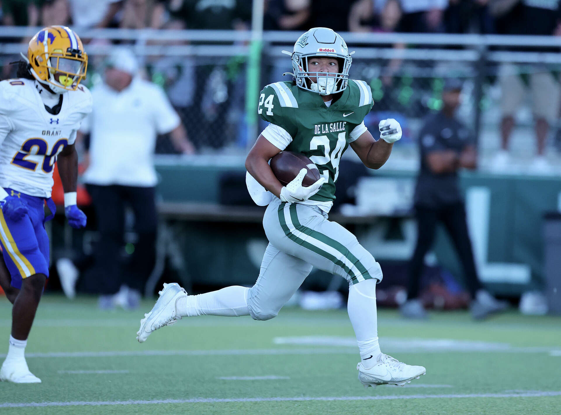 Duece Jones-Drew TD on first De La Salle carry is a rush for family