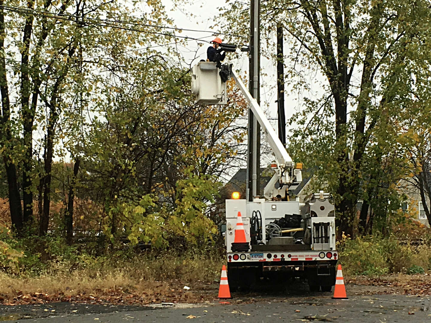 CT Residents Dealt Cell Service Woes Amid Widespread Verizon Outages Ct residents dealt cell service woes amid widespread verizon outages