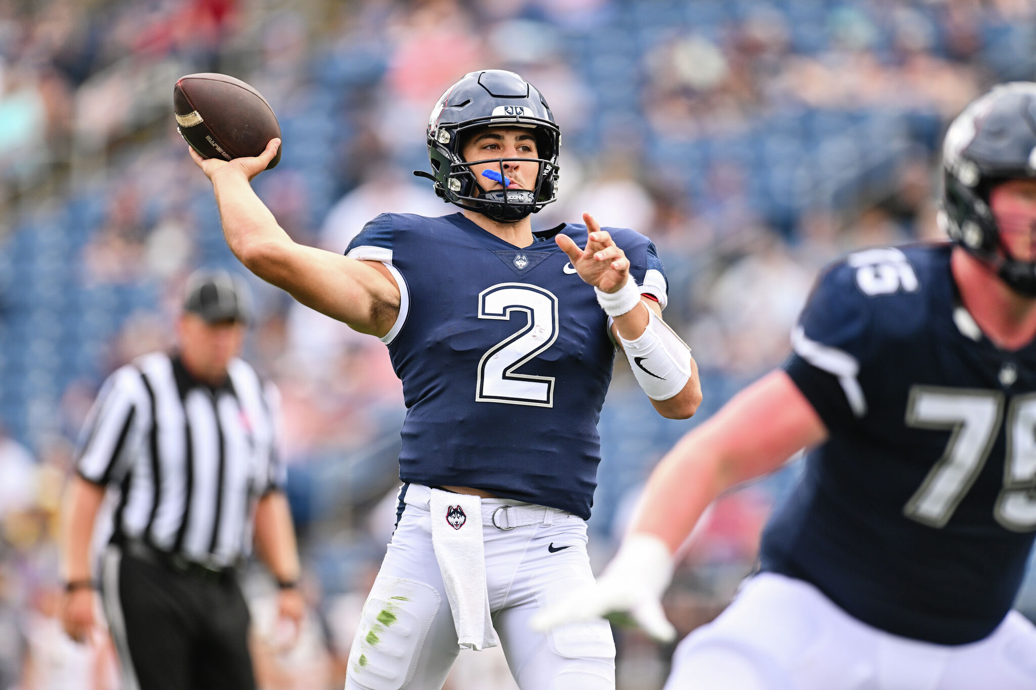 UConn QB Joe Fagnano leads Huskies to win in home opener